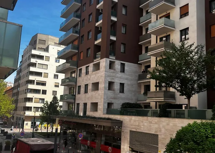 Corvin Gold City Garden Appartamento